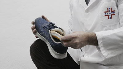 Dieci domande sui plantari su misura